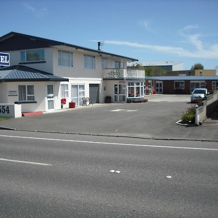 إنفيركارجِِيل 554 Moana Court Motel المظهر الخارجي الصورة