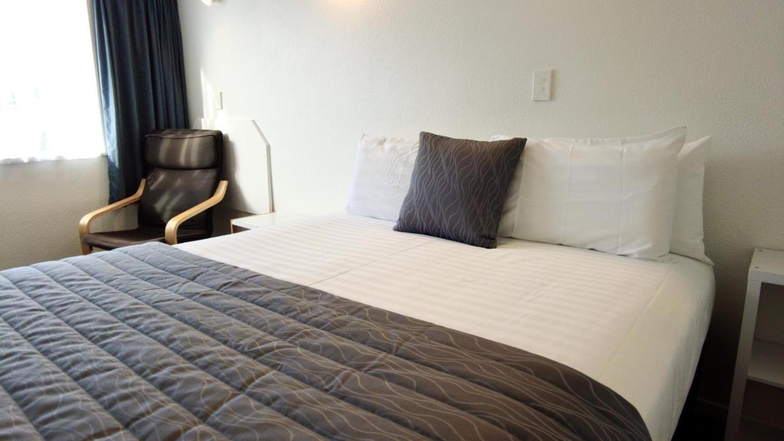 إنفيركارجِِيل 554 Moana Court Motel المظهر الخارجي الصورة